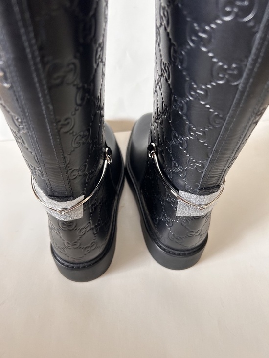 GUCCI Équestrian Noir Knee Boots Monogram Embossed Leather Size 8.5 NIB 806391 - Picture 8 of 12